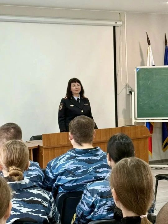 Сотрудники УНК УМВД России по Тамбовской области провели лекционные и практические занятия со студентами 3-го курса Института права и национальной безопасности ТГУ имени Г.Р. Державина Сотрудники УНК УМВД России по Тамбовской области провели лекционные и практические занятия со студентами 3-го курса Института права и национальной безопасности ТГУ имени Г.Р. Державина