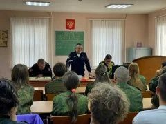 Экскурсия в Госавтоинспекцию: учащиеся МБОУ СОШ №17 «Юнармеец» расширили знания о дорожной безопасности