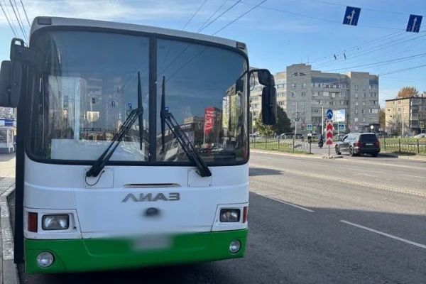 В Тамбове 15-летняя девушка пострадала при падении в автобусе
