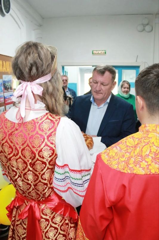 Депутаты Тамбовской областной Думы Андрей Новичков и Алексей Куликов посетили Покровскую ярмарку, которая прошла в селе Озерки Никифоровского муниципального округа Депутаты Тамбовской областной Думы Андрей Новичков и Алексей Куликов посетили Покровскую ярмарку, которая прошла в селе Озерки Никифоровского муниципального округа