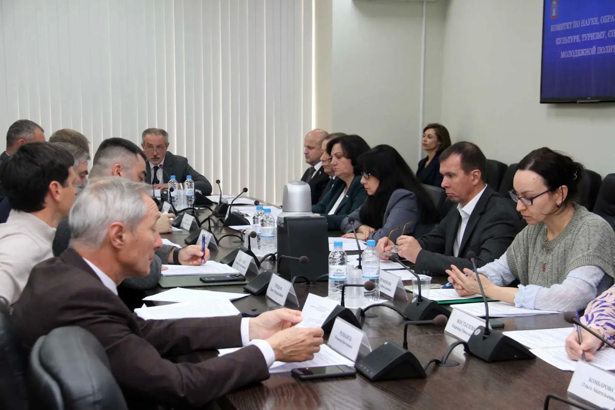 Под председательством Михаила Краснянского прошло заседание комитета по науке, образованию, культуре, туризму, спорту и молодежной политике