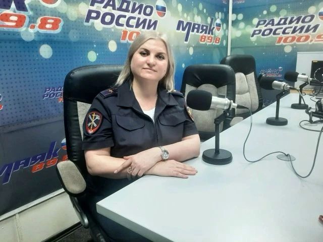 В эфире «Полицейские новости» У микрофона старший референт ОИиОС УМВД России по Тамбовской области Елена Трутнева