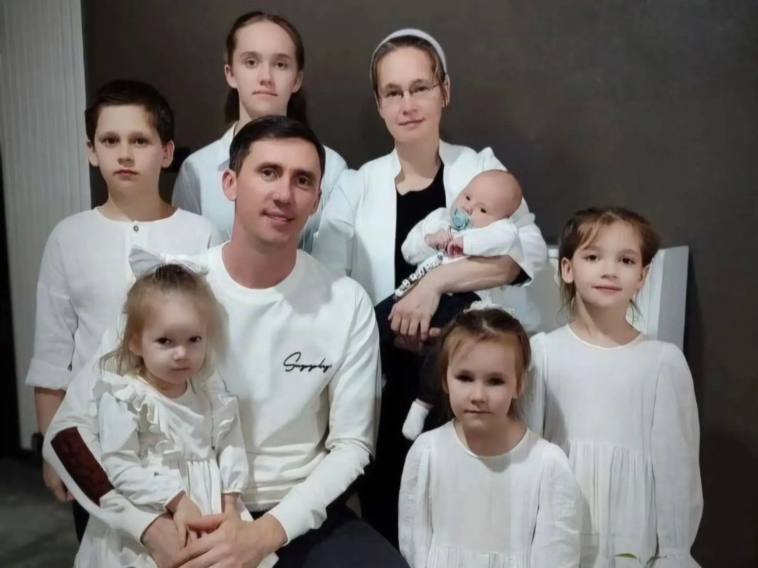 Медалью ордена «Родительская слава» награждены Артём и Оксана Гуценович из Тамбовского округа