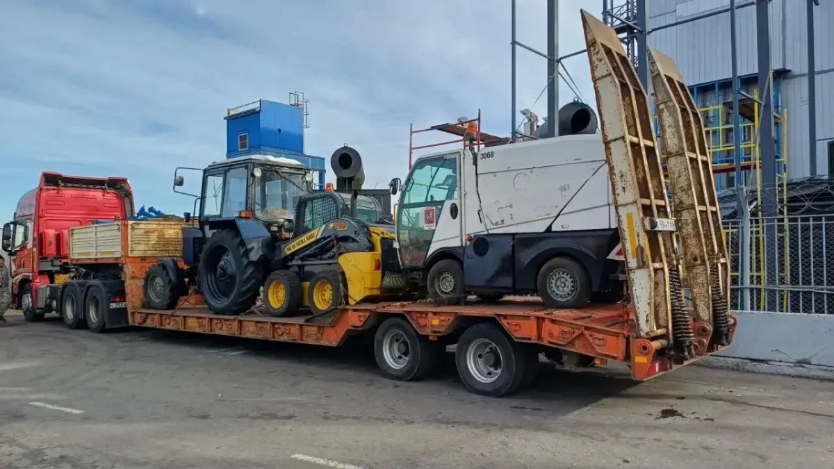 На территории семейного парка-набережной в Петровском округе высадили более 120 саженцев разнообразных деревьев, кустарников и многолетних растений На территории семейного парка-набережной в Петровском округе высадили более 120 саженцев разнообразных деревьев, кустарников и многолетних растений