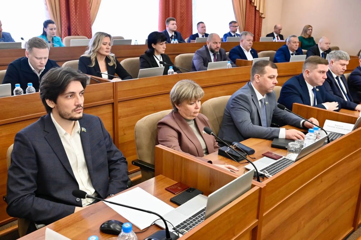Глава Тамбовской области Евгений Первышов принял участие в отчёте главы муниципального образования – председателя Тамбовской городской Думы Константина Кутейникова, который представил итоги первого года работы городской Думы... Глава Тамбовской области Евгений Первышов принял участие в отчёте главы муниципального образования – председателя Тамбовской городской Думы Константина Кутейникова, который представил итоги первого года работы городской Думы...
