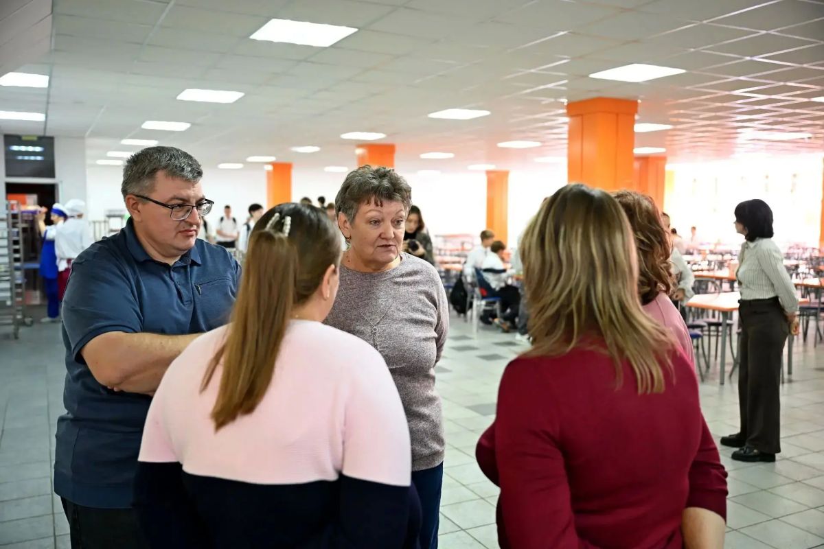 В школах Тамбова продолжают контролировать качество питания В школах Тамбова продолжают контролировать качество питания